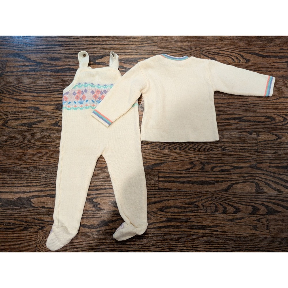 Vintage 2 pc. Baby Girl 6-9 Mo footed Winter Knit Sweater Overall outfit Japan